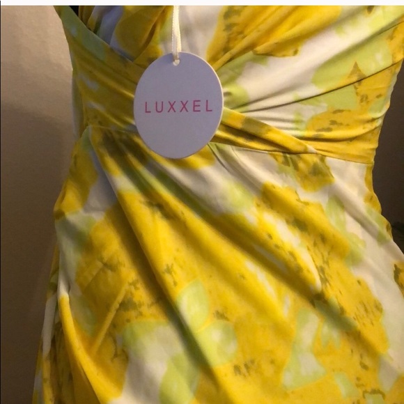 COPY - COPY - 🤩🤩NWT LUXXEL MEDIUM CROSSBODY FLORA… - Picture 4 of 7